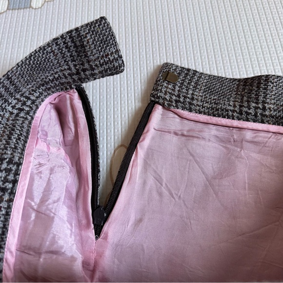 Vintage Juicy couture brown plaid tweed skirt with silk slip - Picture 2 of 5